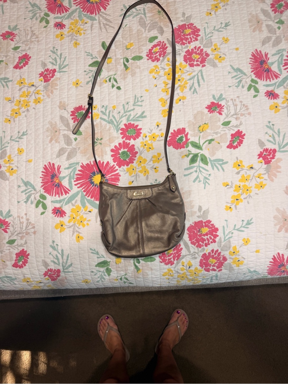 Coach Bronze Leather Shoulder Bag with Gold Logo - Picture 9 of 9